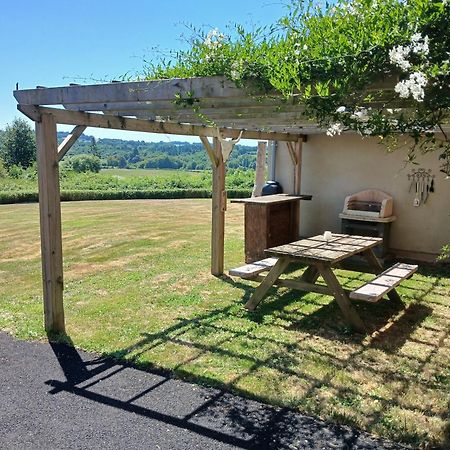 Reids Retreat Vila La Roche-lʼAbeille Exterior foto